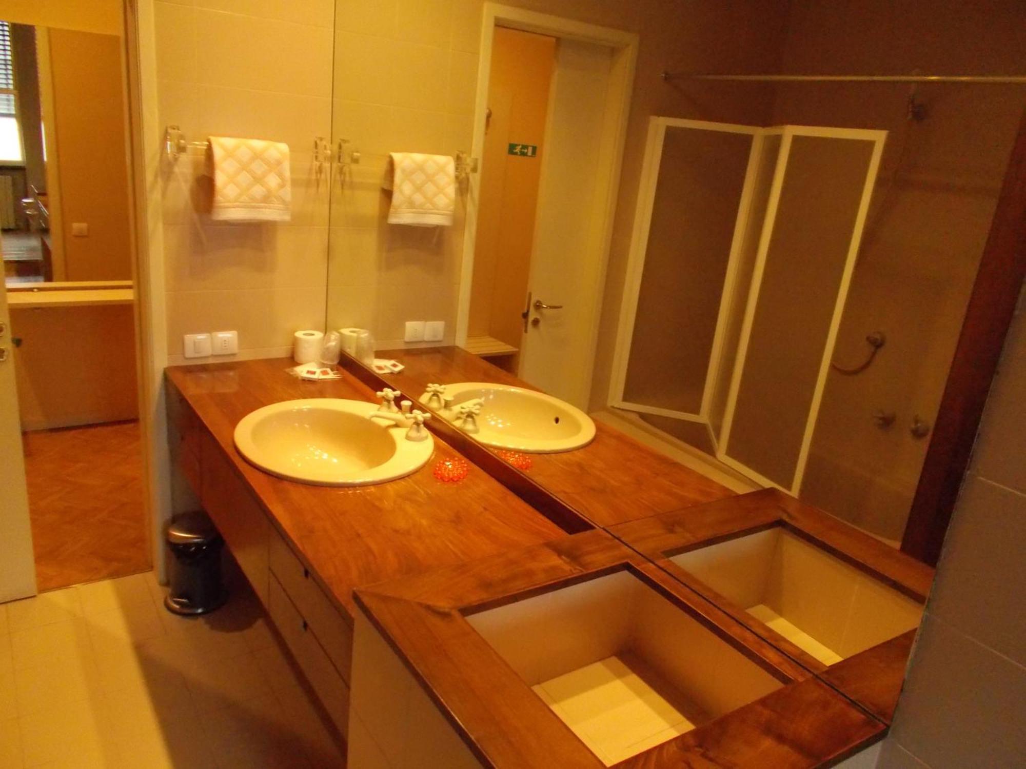 B&B Cameracaffe Centro Arezzo Szoba fotó
